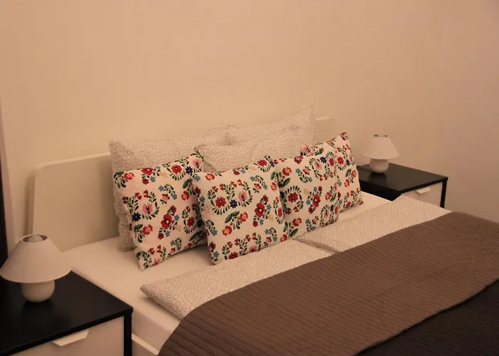 Duna Szecsi Apartman